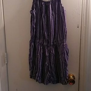 Very pretty design size xl romper